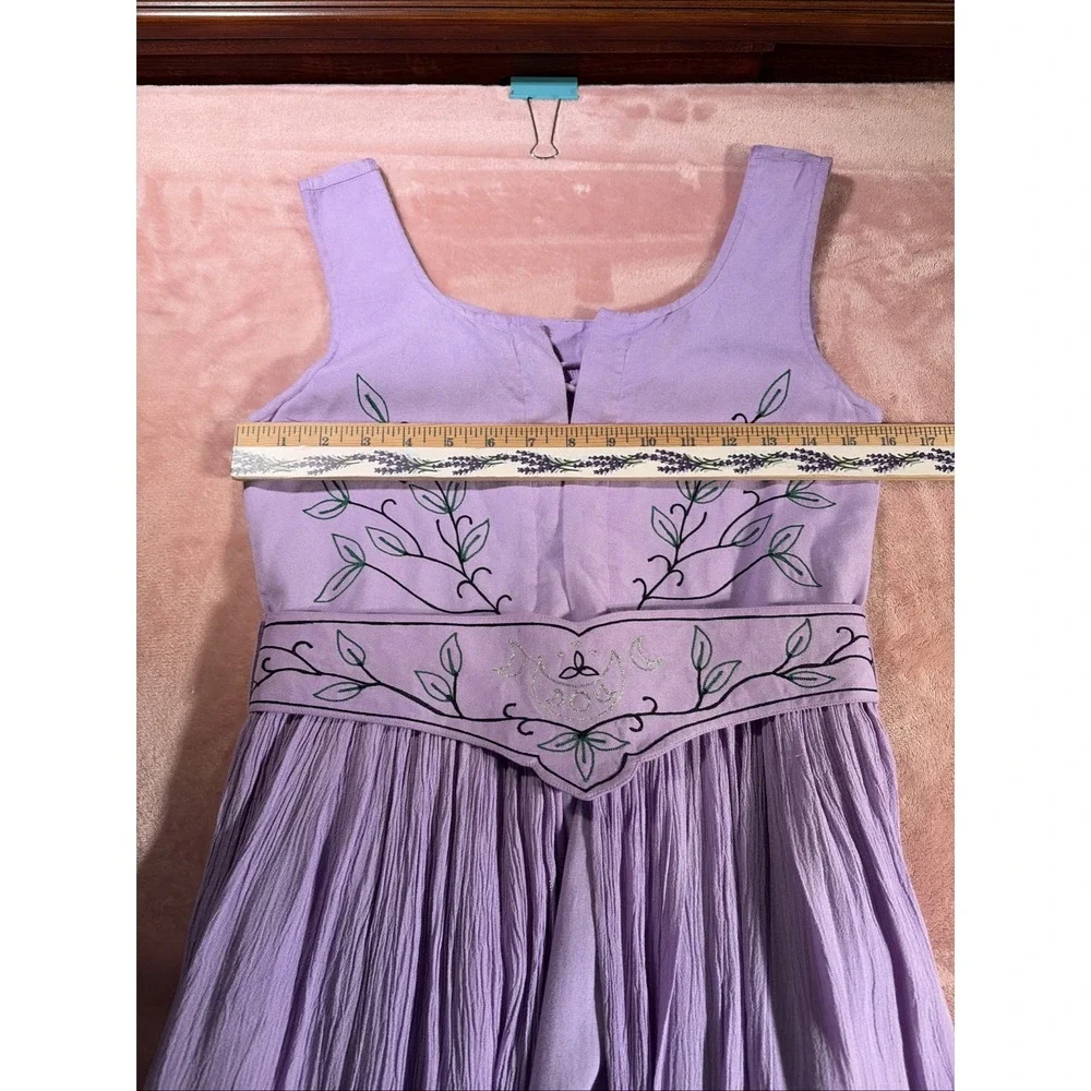 Renaissance Faire Dress Sz S Holy Clothing Lace Up Medieval Dress. Lavender.